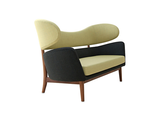 China Finn Juhl Baker Modern Upholstered Sofa Fabric A Standard Size 2 Years Warranty supplier