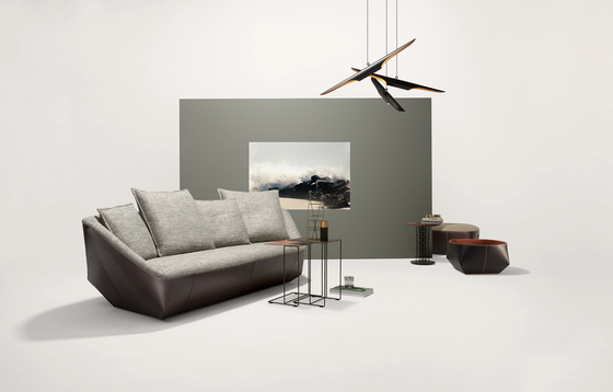 China Isanka Walter Knoll Modern Upholstered Sofa Solid Wood Base For Living Room supplier
