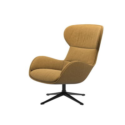 China Plywood Frame Reno Armchair , Leather Leisure Chair Elastic Webbing Suspension supplier
