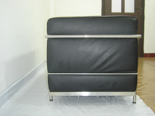 2 Seats  Modern Classic Sofa Genuine Leather American Style Black supplier